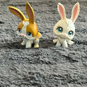 Littlest Pet Shop Long Ear Bunny Rabbits - Lot of 2
